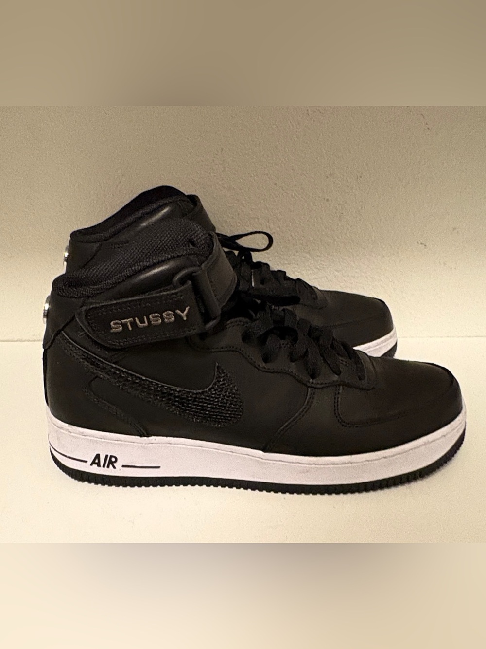 Air Force 1 Mid x Stussy 90’s Black Heritage Collab Iconic Sneakers Size 9
